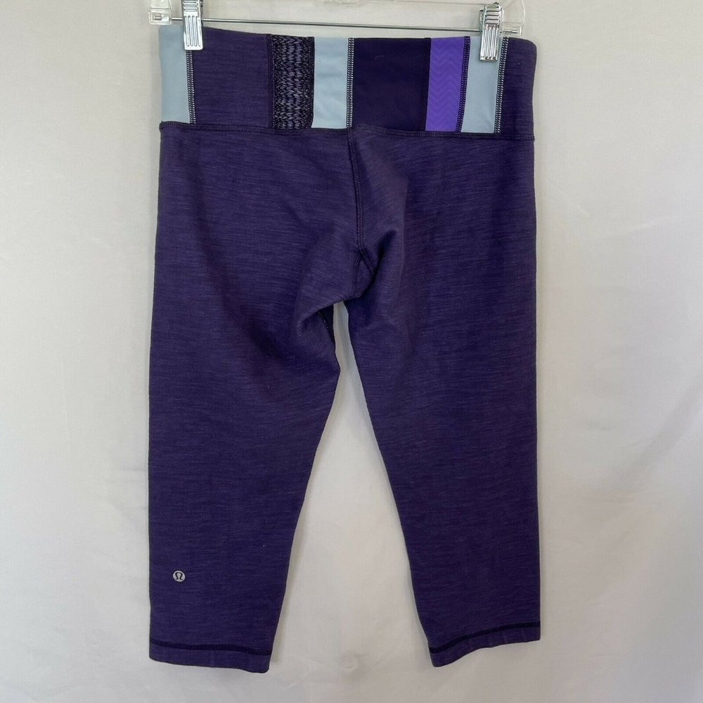 Lululemon Athletica Purple Wunder Under Quilt Crop size 8 - Picture 4 of 6